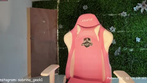 sabrina_geek online show from 9, 1, 2026