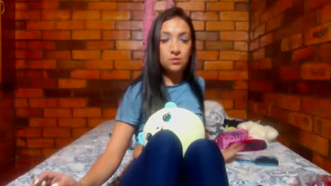 Snapshot of sabrina_v_ chatting on 7, 3, 2025 Sabrina online show from 7, 3, 2025