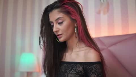  Sabrina  online show from 17, 2, 2025