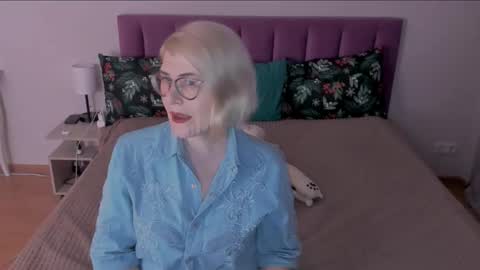 Sabrina MacMarren online show from 11, 2, 2025