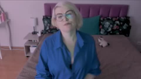 Sabrina MacMarren online show from 2, 3, 2025