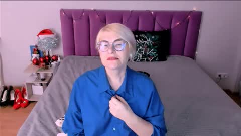 Sabrina MacMarren online show from 10, 1, 2026