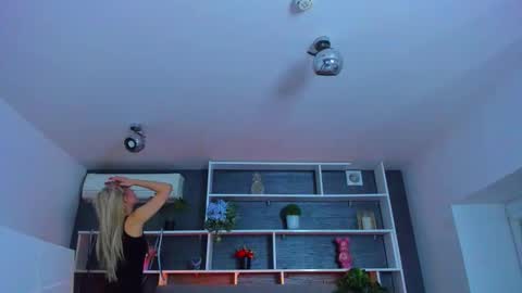 Sabrina online show from 28, 2, 2026