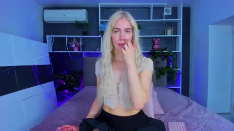 Sabrina online show from 26, 3, 2026