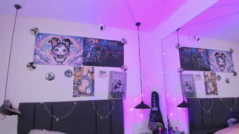 Sabrina  online show from 15, 4, 2026