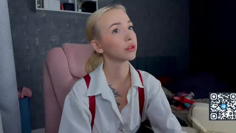 Snapshot of sabrinkaa chatting on 27, 5, 2026 Sabi Ryder new acc online show from 27, 5, 2026