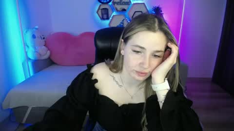 Sabrina Violet online show from 1, 7, 2026