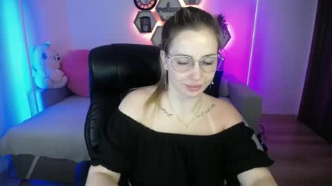 Sabrina Violet online show from 7, 7, 2026