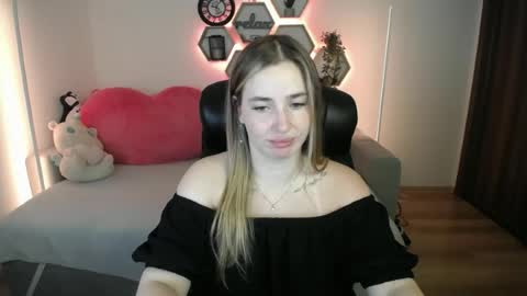Sabrina Violet online show from 14, 7, 2026
