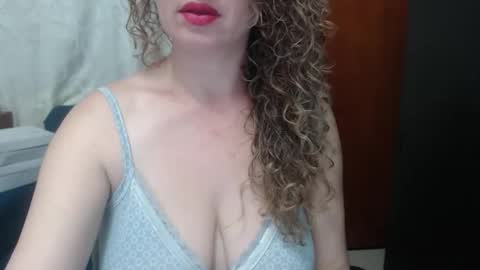 Snapshot of sacrletardiente chatting on 14, 4, 2026 sacrletardiente online show from 14, 4, 2026
