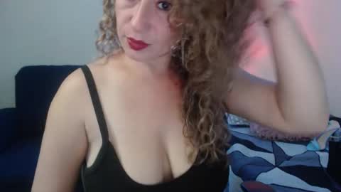Snapshot of sacrletardiente chatting on 21, 5, 2026 sacrletardiente online show from 21, 5, 2026