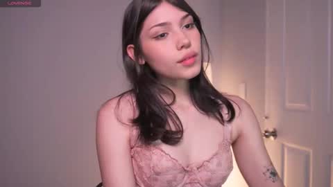 Snapshot of sadelune chatting on 1, 2, 2026 An online show from 1, 2, 2026