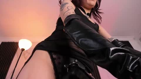 SADIE online show from 15, 2, 2025