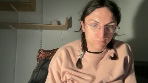 Snapshot of sadie_stars chatting on 4, 12, 2024 Sadie online show from 4, 12, 2024