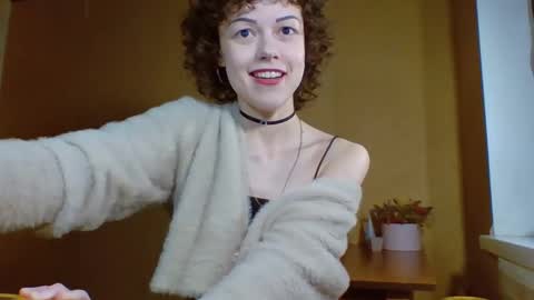 Snapshot of sadnimf chatting on 4, 11, 2025 Rose online show from 4, 11, 2025
