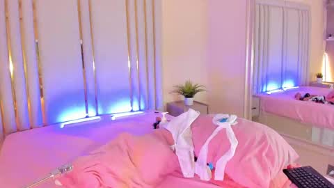 Mara online show from 20, 2, 2025