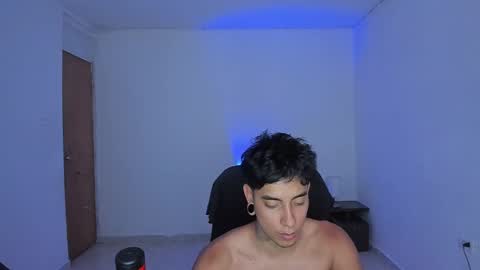 saenz_hotx online show from 13, 10, 2025