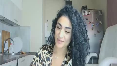 Queen online show from 2, 11, 2025