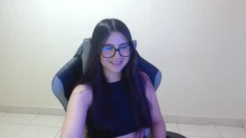 Sahaliefox  online show from 13, 10, 2025