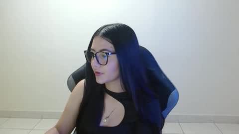 Sahaliefox  online show from 8, 4, 2026