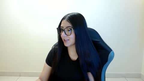Snapshot of sahaliefox_ chatting on 8, 6, 2026 Sahaliefox online show from 8, 6, 2026