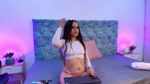 Snapshot of sahmanta_rose chatting on 6, 2, 2026 S A H M A N T A R O S E online show from 6, 2, 2026