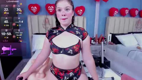 salem_rose01 online show from 15, 2, 2026