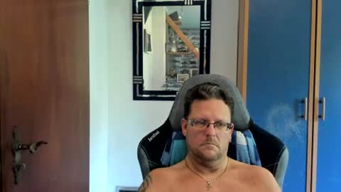 Snapshot of salichris chatting on 12, 7, 2026 salichris online show from 12, 7, 2026