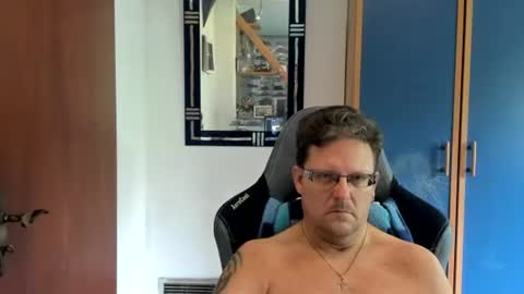 Snapshot of salichris chatting on 15, 7, 2026 salichris online show from 15, 7, 2026