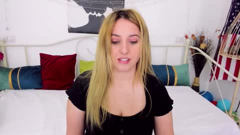 Snapshot of sallomewildee chatting on 13, 1, 2025 Sallome online show from 13, 1, 2025