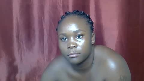 sally_bee1 online show from 17, 5, 2026
