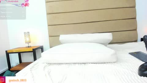 Snapshot of sally_rosses chatting on 8, 2, 2025 sally rosses online show from 8, 2, 2025