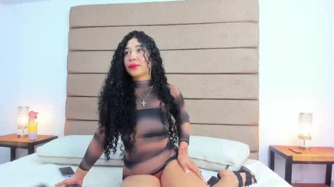 Snapshot of sally_rosses chatting on 15, 2, 2025 sally rosses online show from 15, 2, 2025