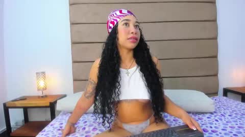 Snapshot of sally_rosses chatting on 22, 2, 2025 sally rosses online show from 22, 2, 2025