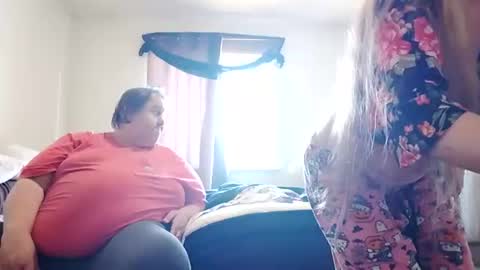 sallyspank online show from 15, 7, 2026