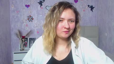 Snapshot of sallyverda chatting on 20, 2, 2025 Sally online show from 20, 2, 2025