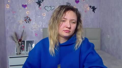 Snapshot of sallyverda chatting on 20, 2, 2025 Sally online show from 20, 2, 2025