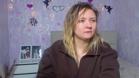 Snapshot of sallyverda chatting on 21, 2, 2025 Sally online show from 21, 2, 2025