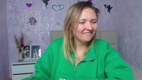 Snapshot of sallyverda chatting on 25, 2, 2025 Sally online show from 25, 2, 2025