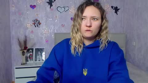 Snapshot of sallyverda chatting on 26, 2, 2025 Sally online show from 26, 2, 2025