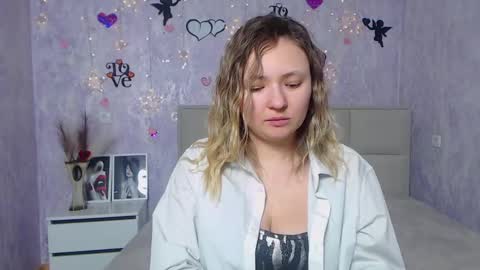 Snapshot of sallyverda chatting on 27, 2, 2025 Sally online show from 27, 2, 2025