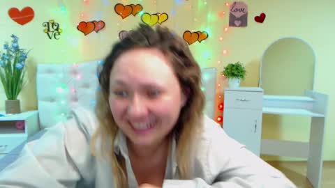 Snapshot of sallyverda chatting on 28, 2, 2025 Sally online show from 28, 2, 2025