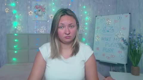 Snapshot of sallyverda chatting on 9, 10, 2025 Sally online show from 9, 10, 2025