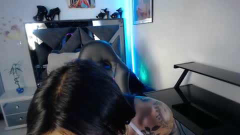 SALO HOT online show from 8, 9, 2025