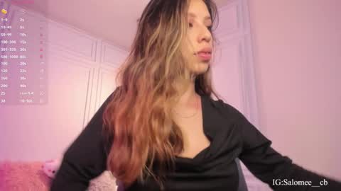Snapshot of salome__evans chatting on 27, 10, 2025 salome__evans online show from 27, 10, 2025
