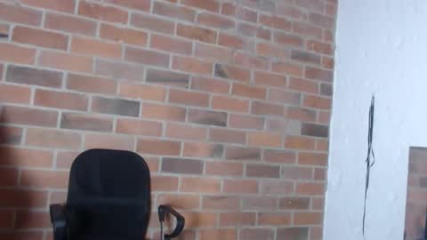   online show from 27, 2, 2025