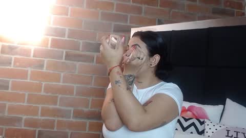   online show from 14, 1, 2025