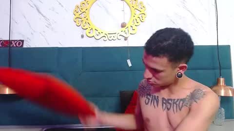 salome_daniel online show from 4, 3, 2025