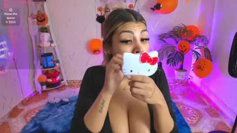 Snapshot of saloomee__ chatting on 24, 10, 2025 SALOME online show from 24, 10, 2025