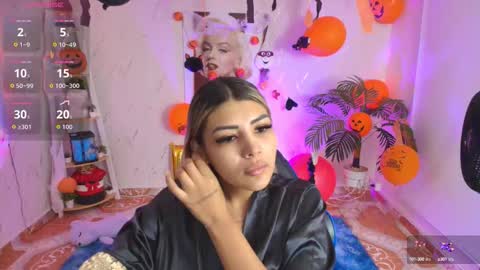 Snapshot of saloomee__ chatting on 25, 10, 2025 SALOME online show from 25, 10, 2025